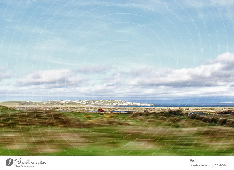 ich will zurück Natur Landschaft Luft Himmel Wolken Schönes Wetter Gras Sträucher Wiese Hügel Felsen Küste Bucht Meer Republik Irland Dorf Haus fahren hell