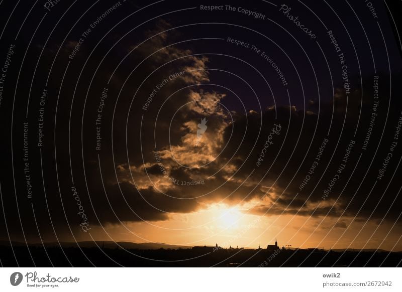 Untergang Umwelt Natur Himmel Wolken Horizont Sonne Schönes Wetter Stadt Bautzen Lausitz Deutschland Kleinstadt Stadtzentrum bevölkert Kirche Dom Turm Bauwerk