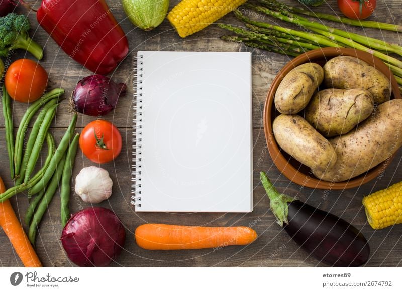 Gemüse und Obst Lebensmittel Gesunde Ernährung Foodfotografie Frucht Vegetarische Ernährung Diät Gesundheit mehrfarbig gelb grün rot Zucchini Tomate Mais