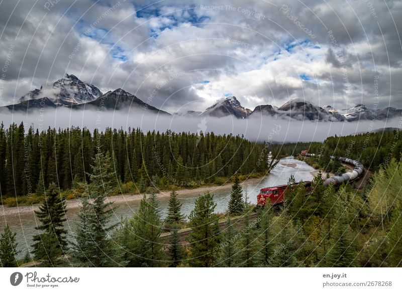 Zugspitze Ferien & Urlaub & Reisen Tourismus Ausflug Abenteuer Ferne Freiheit Sightseeing Expedition Berge u. Gebirge Umwelt Natur Landschaft Wolken Herbst