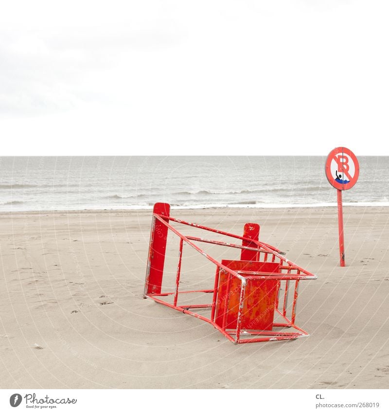 keine rettung in sicht Ferien & Urlaub & Reisen Tourismus Ausflug Strand Meer Wellen Küste Seeufer Nordsee kalt Pause Sicherheit Rettungsgeräte Rettungsleiter