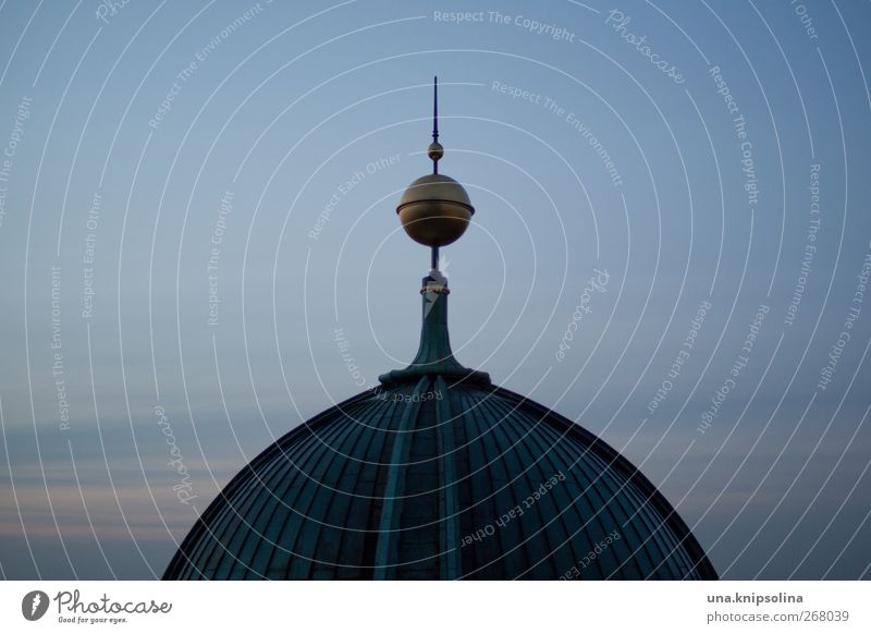 bruwapi Himmel Kirche Dom Bauwerk Dach Kuppeldach Wetterspitze Sehenswürdigkeit Denkmal Deutscher Dom alt rund Religion & Glaube Macht dunkel Kugel gold