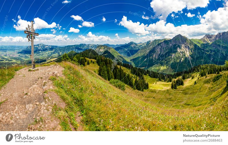 View of the Allgauer Alps - Allgaeu - Bavaria - Germany Tourismus Abenteuer Ferne Freiheit Berge u. Gebirge wandern Sport Fitness Sport-Training Klettern