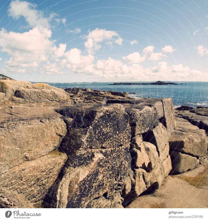 and i'll pretend that this is real Umwelt Natur Landschaft Urelemente Wasser Himmel Wolken Horizont Sommer Schönes Wetter Felsen Küste Bucht Meer Insel hell