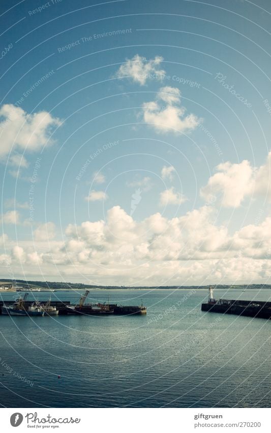 into the blue Umwelt Natur Landschaft Urelemente Wasser Himmel Wolken Sommer Schönes Wetter Küste Strand Bucht Meer Insel Schifffahrt Hafen blau Hafeneinfahrt