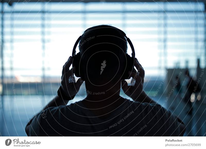 #AS# NOISE Kunst ästhetisch Flughafen Wartehalle Abflughalle Kopfhörer Krach Lautstärke Musik Musik hören Silhouette warten ruhig Farbfoto Gedeckte Farben