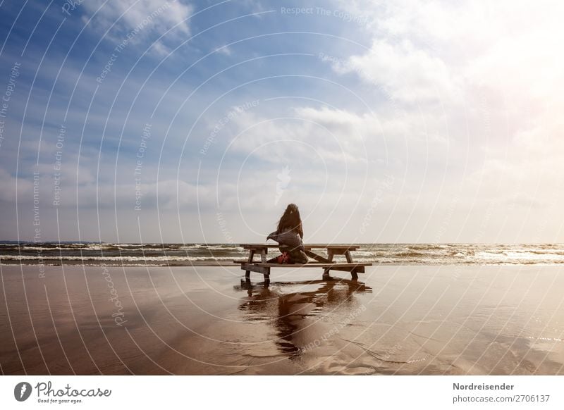 Träumen an der Ostsee Ferien & Urlaub & Reisen Abenteuer Ferne Freiheit Sommer Strand Meer Insel Wellen Mensch feminin Frau Erwachsene Urelemente Sand Luft