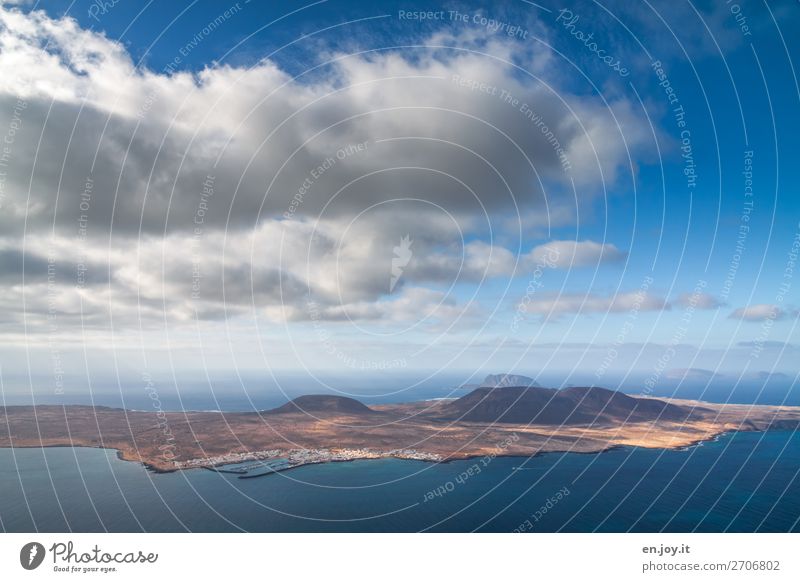 zur Abwechslung Ferien & Urlaub & Reisen Ausflug Ferne Sommer Sommerurlaub Meer Insel Natur Landschaft Himmel Wolken Horizont Schönes Wetter Vulkan La Graciosa