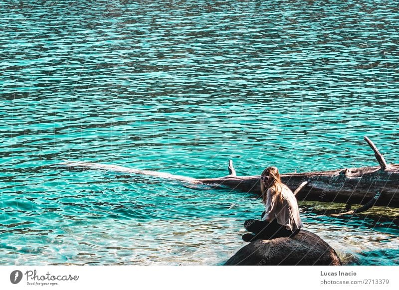 Mädchen in der Emerald Bay, Lake Tahoe Ferien & Urlaub & Reisen Tourismus Sommer Strand Meer Berge u. Gebirge Garten Mensch feminin Junge Frau Jugendliche