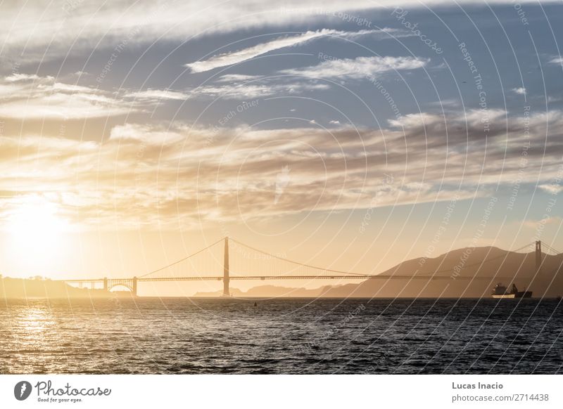 Golden Gate Bridge in San Francisco, Kalifornien, Kalifornien Ferien & Urlaub & Reisen Tourismus Sommer Strand Meer Umwelt Natur Sand Himmel Wolken Küste