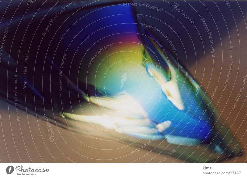 gebrochen #1 Spektralfarbe Compact Disc gesplittert DVD-ROM Regenbogen mehrfarbig Makroaufnahme Nahaufnahme