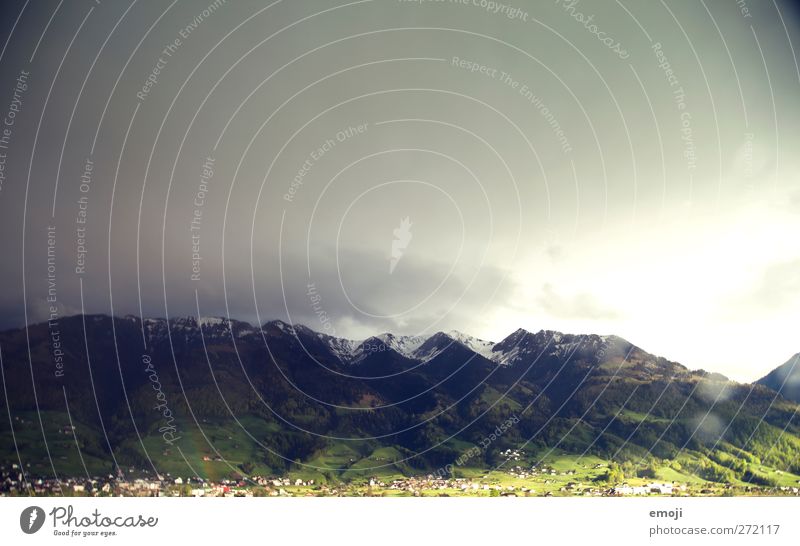 Regen zieht auf Umwelt Natur Landschaft Himmel Wolken Gewitterwolken Herbst schlechtes Wetter Unwetter Berge u. Gebirge bedrohlich dunkel Farbfoto Außenaufnahme