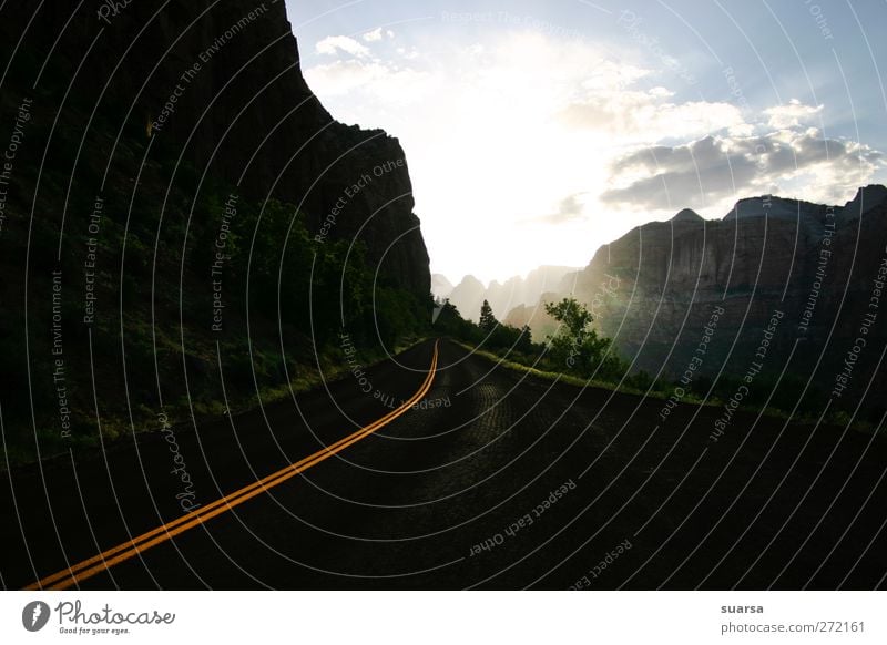 Straße in die Zukunft Natur Himmel Garten Felsen Yosemite NP USA Kalifornien Amerika Verkehr Straßenverkehr Autofahren Fahrzeug PKW Futurismus Liegenbleiben