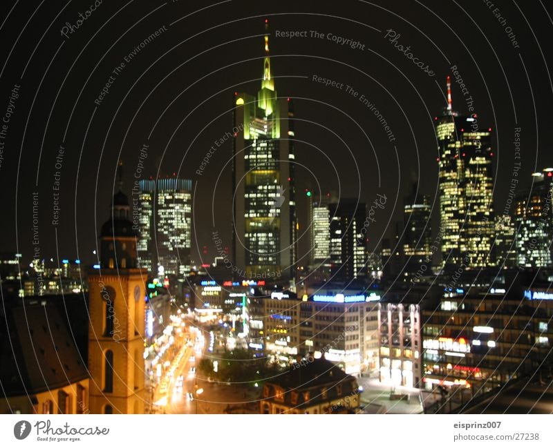 night live Frankfurt am Main Hochhaus Nachtleben Architektur