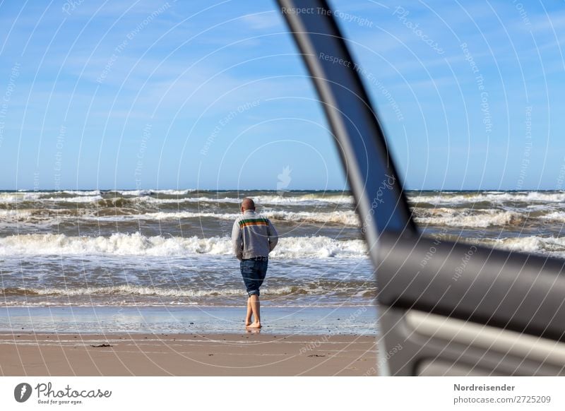 Ankommen Ferien & Urlaub & Reisen Tourismus Ferne Freiheit Sommer Sommerurlaub Strand Meer Mensch maskulin Mann Erwachsene Urelemente Wasser Schönes Wetter