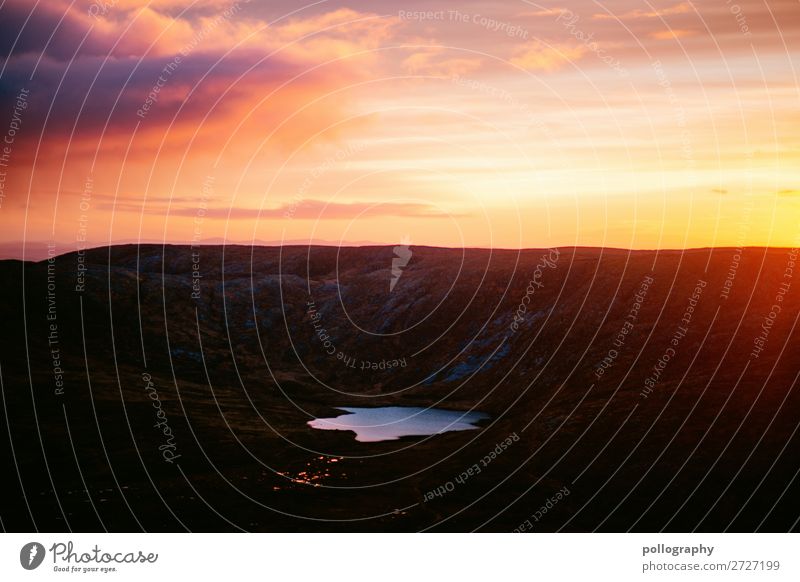 Sonnenaufgang hinter den Bergen in irland Reisefotografie Irland Wolken roadtrip Republik Irland Außenaufnahme Himmel Landschaft Natur Berge u. Gebirge