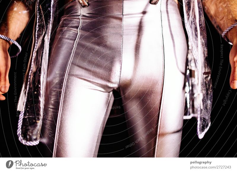 silver man Lifestyle Stil exotisch maskulin Mann Erwachsene Intimbereich 1 Mensch Kunst Mode Hose Mantel stehen ästhetisch außergewöhnlich elegant Erotik frech