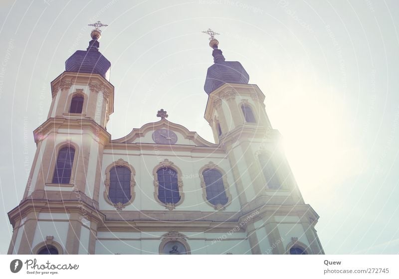 Käppele Architektur Kirche Bauwerk Fassade Sehenswürdigkeit ästhetisch schön gold Kultur Kunst Kirchturm Kapelle Würzburg Farbfoto Außenaufnahme Tag Licht