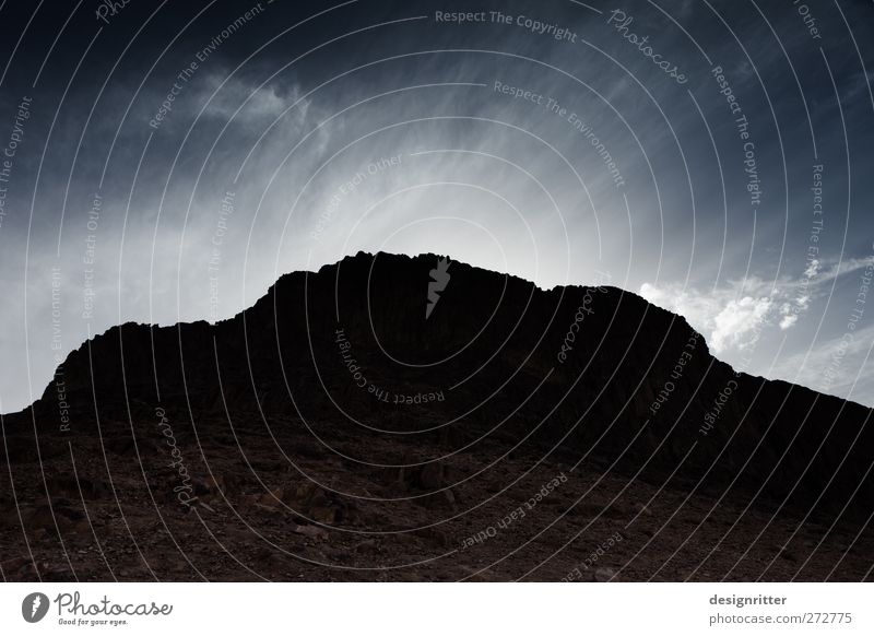 Horeb Umwelt Natur Landschaft Himmel Wolken Felsen Berge u. Gebirge Sinai-Berg Moseberg Mose-Berg Gipfel Ägypten Sinai-Halbinsel Asien Afrika dunkel groß hoch