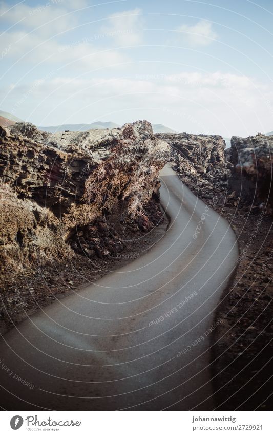 vulcano roadtrip Ferien & Urlaub & Reisen Umwelt Urelemente Himmel Schönes Wetter Dürre Felsen Vulkan ästhetisch dünn blau grau Reisefotografie Spanien Straße