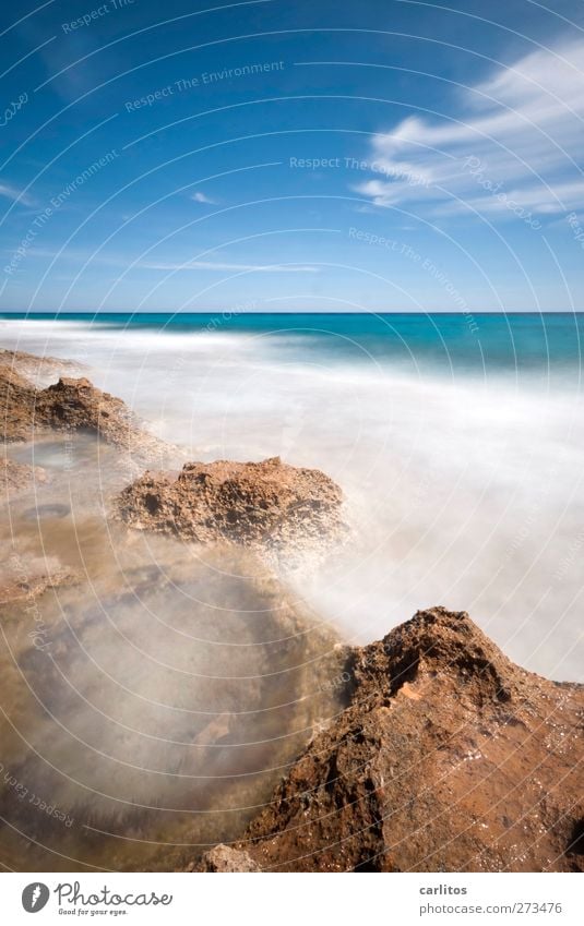 wenn die Zeit stillsteht Umwelt Urelemente Luft Wasser Himmel Wolken Sommer Schönes Wetter Wellen Küste Meer Mittelmeer ästhetisch weich blau braun türkis weiß