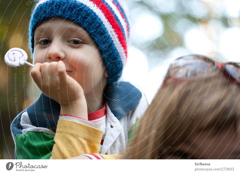 202 [ich hab's gut] Süßwaren Lollipop Picknick Freude Kind Junge Mutter Erwachsene Familie & Verwandtschaft Mensch 3-8 Jahre Kindheit Sonnenbrille Mütze