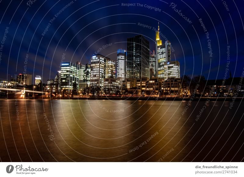 Skyline Frankfurt I Frankfurt am Main Deutschland Europa Stadt Stadtzentrum Hochhaus Bankgebäude blau mehrfarbig gelb schwarz ästhetisch Wasser Fluss