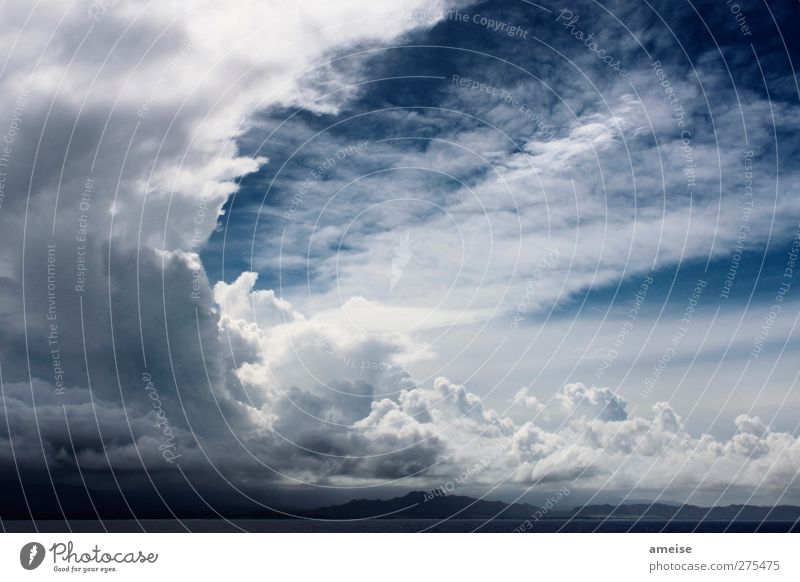 Der Himmel über Kauai Sommerurlaub Meer Insel Luft Wolken Horizont Wetter Wind Pazifischer Ozean Hawaii Glück Fröhlichkeit Lebensfreude ruhig Natur