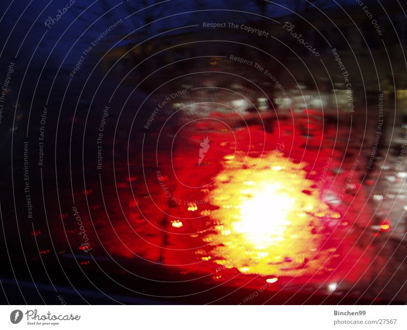 Feuerball Licht gelb rot Verlauf Hintergrundbild schwarz Langzeitbelichtung orange Autolicht Scheinwerfer