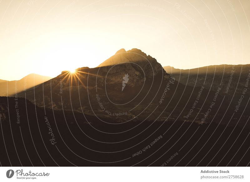 Sonnenuntergang in den Bergen Hügel Berge u. Gebirge Natur Landschaft Felsen Ferien & Urlaub & Reisen Abend Lichtschein schön Aussicht Sommer Tourismus Umwelt