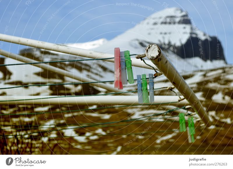 Island Umwelt Natur Landschaft Himmel Klima Felsen Berge u. Gebirge Gipfel Schneebedeckte Gipfel Metall hängen außergewöhnlich kalt mehrfarbig Wäscheklammern