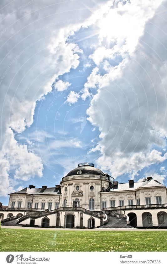 Schloss Solitude II Himmel Wolken Sonne Sonnenlicht Stuttgart Burg oder Schloss Park Bauwerk Gebäude Architektur Sehenswürdigkeit Ehre Genusssucht