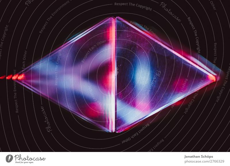 Prisma Laser Sci-fi Hintergrund Dreieck Urelemente Teile u. Stücke Glas graphisch Hintergrundbild Informationstechnologie Kristallstrukturen Laserpointer