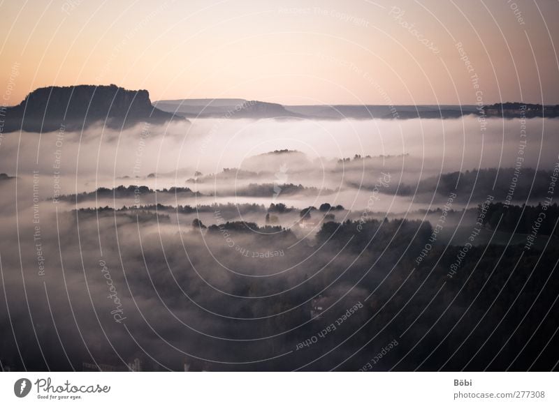 gute Aussichten Ausflug Freiheit Berge u. Gebirge wandern Klettern Bergsteigen Natur Landschaft Luft Himmel Wolkenloser Himmel Horizont Sonnenaufgang