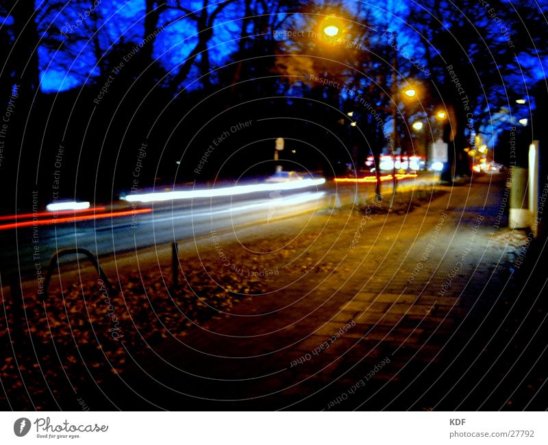 ...auf den strassen Nacht Bremen Licht Baum Langzeitbelichtung Straße Abend KDF