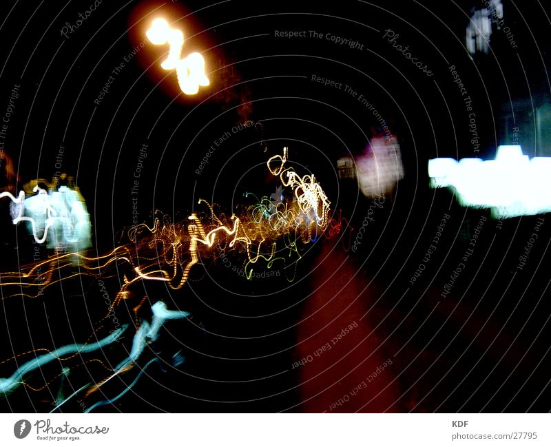 ...licht ins dunkel Nacht Licht Langzeitbelichtung Bremen KDF Farbe