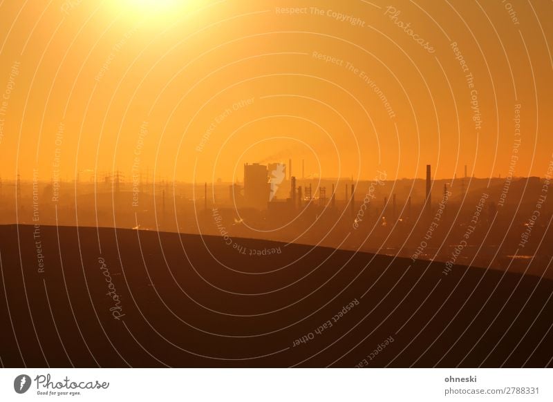 Industries Landschaft Luft Himmel Wolkenloser Himmel Sonnenaufgang Sonnenuntergang Sonnenlicht Klima Klimawandel Schönes Wetter Hügel Stadtzentrum