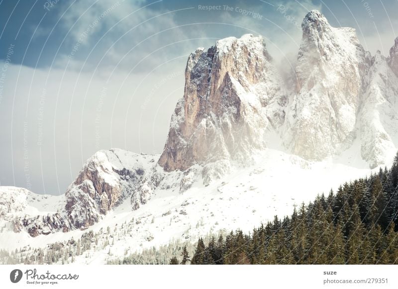 Großes im Blick Ferien & Urlaub & Reisen Schnee Berge u. Gebirge Umwelt Natur Landschaft Urelemente Himmel Wolken Frühling Winter Klima Schönes Wetter Wald