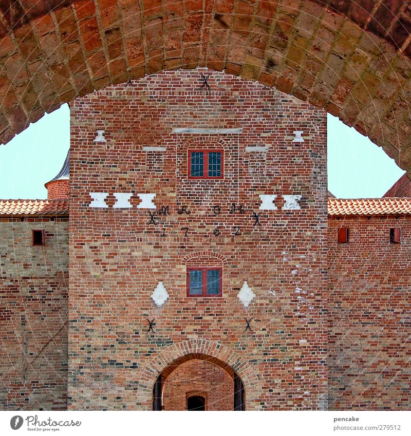 Spøttrup Borg | angesicht Burg oder Schloss Mauer Wand Fassade Tür Sehenswürdigkeit Stein Backstein Sicherheit Schutz Kultur Macht Tourismus Tradition