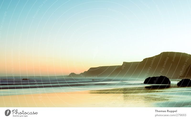 Atlantik im Morgengrauen Ferien & Urlaub & Reisen Ausflug Ferne Freiheit Sommer Sommerurlaub Sonne Strand Meer Wellen Umwelt Natur Landschaft Sand Wasser Himmel