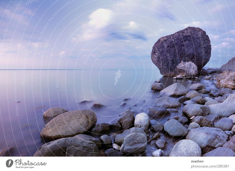 foundling Landschaft Himmel Wolken Horizont Sommer Wetter Schönes Wetter Küste Strand Bucht Meer blau grau Ruhe still Stein Felsen Farbfoto Gedeckte Farben