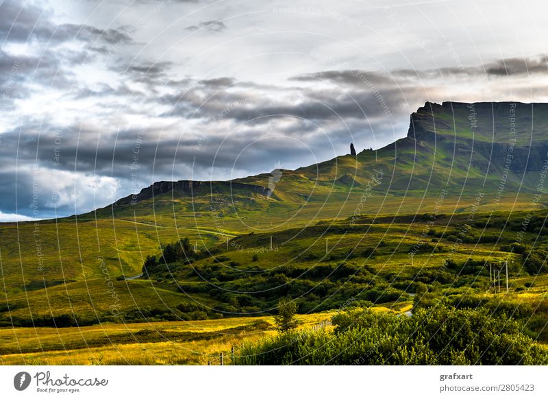 Felsformation Old Man Storr auf der Isle of Skye in Schottland Berge u. Gebirge Felsen Formation Geologie Stein Großbritannien Hebriden Highlands