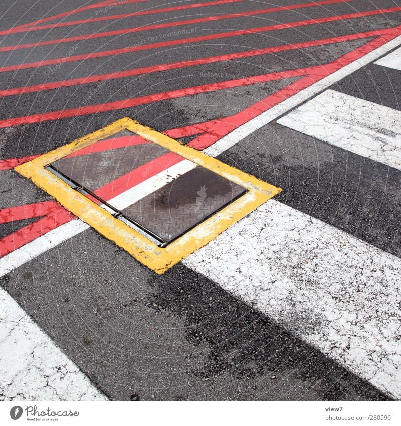 klappe Verkehr Verkehrswege Straße Verkehrszeichen Verkehrsschild Luftverkehr Stein Beton Zeichen Schilder & Markierungen Hinweisschild Warnschild Linie