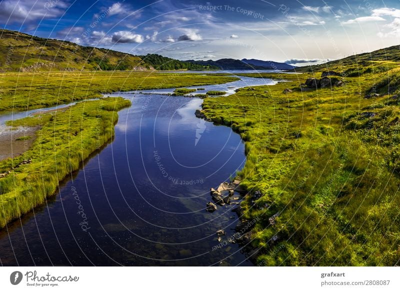 Fluss Kishorn beim Applecross Pass in Schottland applecross Bach Berge u. Gebirge Feuchtgebiete fließen fluss kishorn Großbritannien Highlands Hintergrundbild