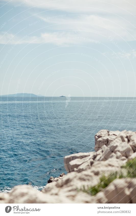 am meer Ferien & Urlaub & Reisen Sommer Sommerurlaub Meer Wellen Umwelt Landschaft Felsen Küste Adria Kroatien eckig nass natürlich Wärme blau Horizont Idylle