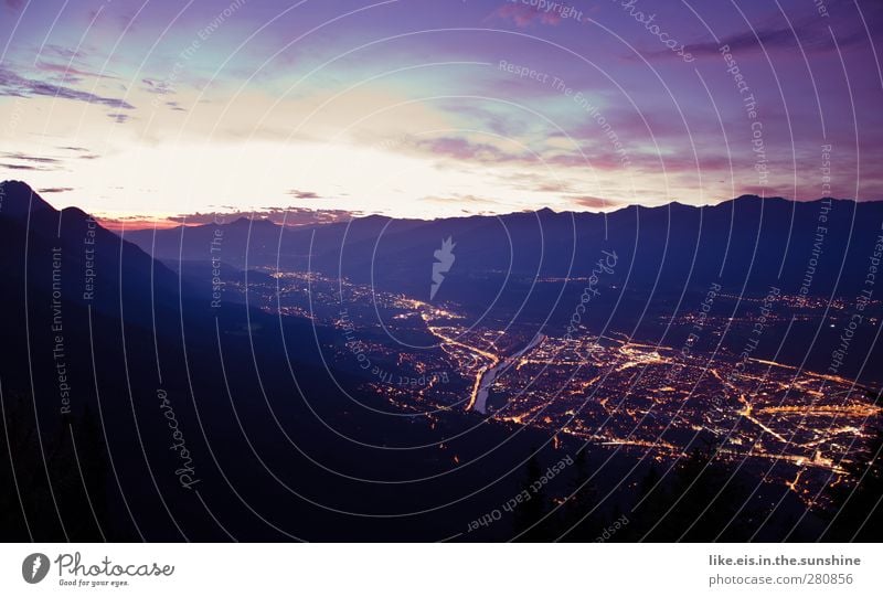 what a wonderful world...! Ausflug Abenteuer Ferne Berge u. Gebirge wandern Natur Landschaft Horizont Sonnenaufgang Sonnenuntergang Sommer Alpen Gipfel Stadt