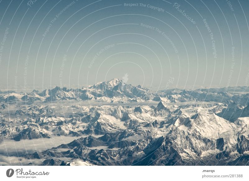 Aussicht Ferien & Urlaub & Reisen Tourismus Ferne Freiheit Natur Landschaft Wolkenloser Himmel Winter Schönes Wetter Berge u. Gebirge Schneebedeckte Gipfel kalt