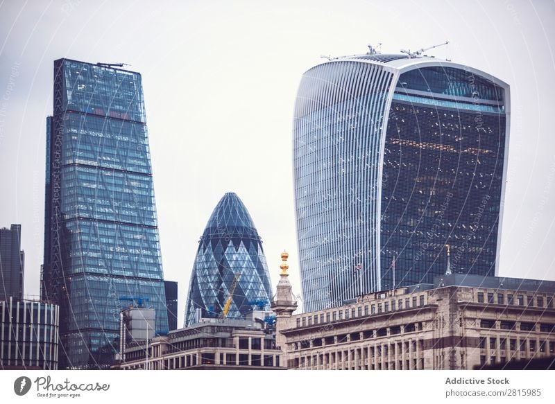 Stadtbild von London Skyline Hochhaus Architektur Großstadt Großbritannien Business Tourismus England Wahrzeichen Kapitalwirtschaft Himmel Tag horizontal