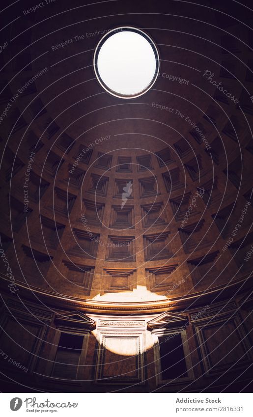 Inneres von Rom Agrippa Pantheon, Italien Licht Dom gewölbt Wahrzeichen Dach Innenarchitektur Detailaufnahme Italienisch Sonnenstrahlen historisch Stein