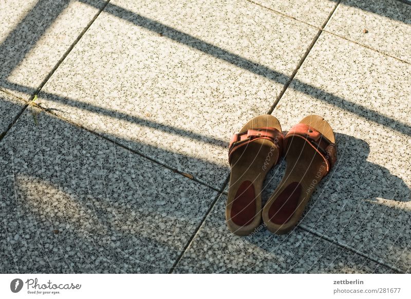 Klapperlatschen Freizeit & Hobby Sommer Sonne Häusliches Leben Wohnung Garten Herbst Blume Gras Blüte Mode Bekleidung Schuhe Flipflops gut schön Freude